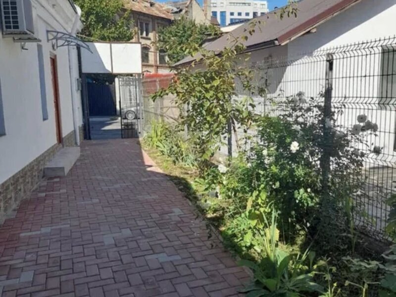 Splaiul Unirii, Marasesti, Radu Voda, Spitalul Bucur, negociabil